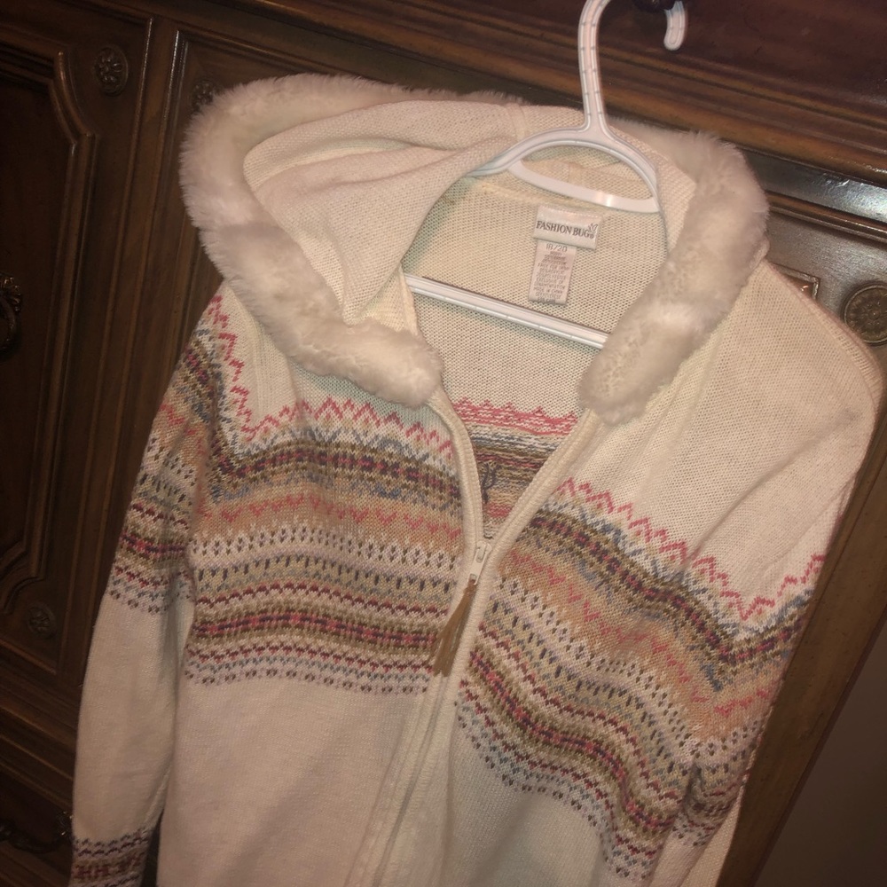 Fashion Bug zip up sweater.